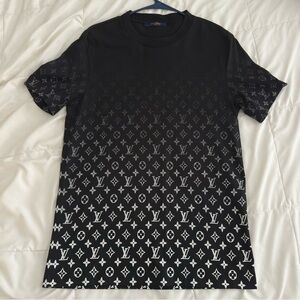 Louis Vuitton Black Monogram Gradient Men’s Short Sleeve T-Shirt